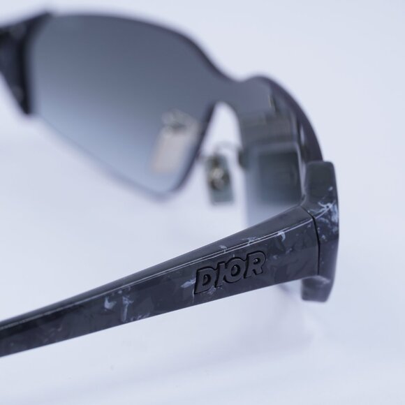 Dior DIORBAY M1U 10A1 Sunglasses Black Geometric Frame, Grey Lenses - Picture 5 of 11